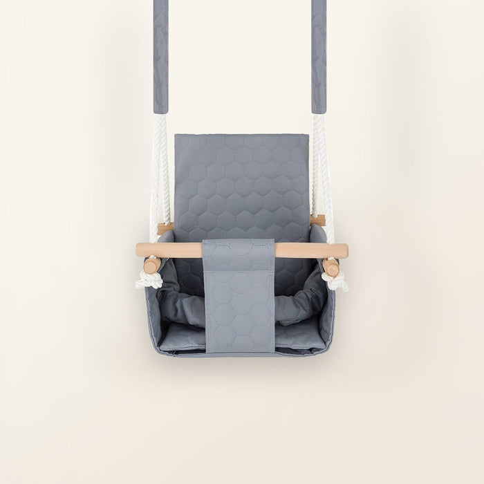 Waterproof secure baby swing Light Grey, front view with quilted fabric, white ropes and wooden bar